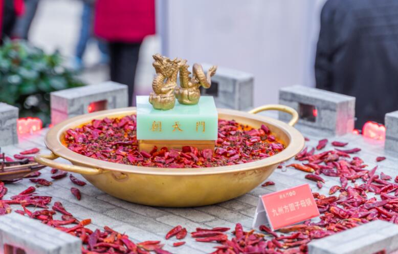 吃火鍋有哪些講究？跟著老四川人學起來！