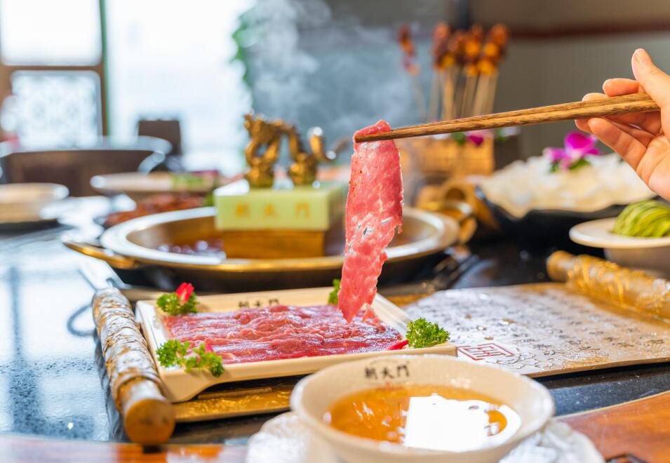 為什么明星都愛開火鍋店？分析利潤后就明白了！