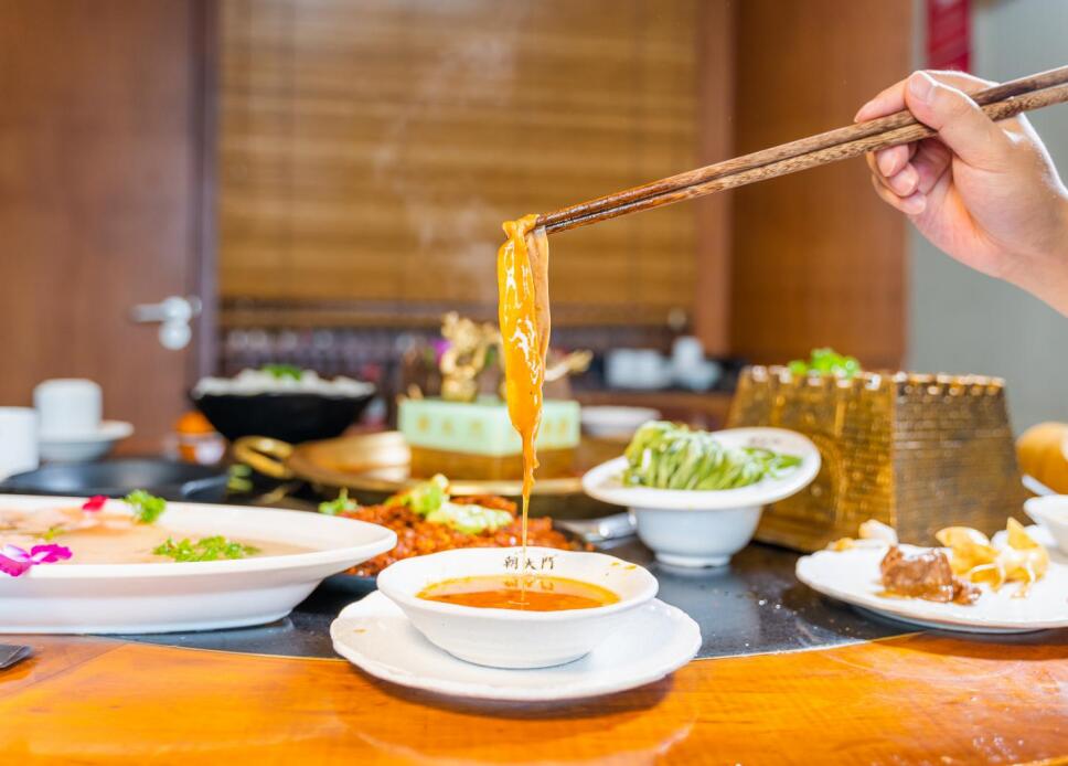 永濟開火鍋加盟店，需購買哪些設備？