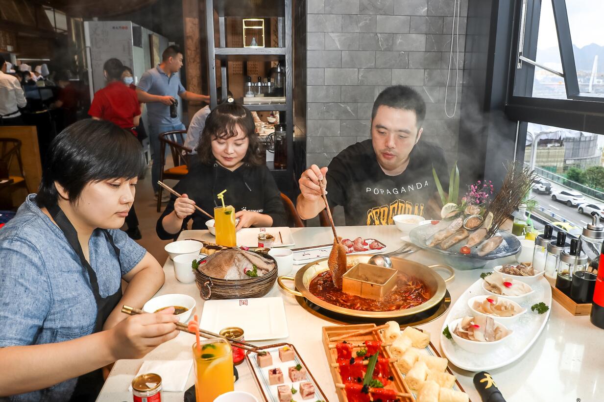 火鍋店明明生意很好，為什么利潤卻很低？