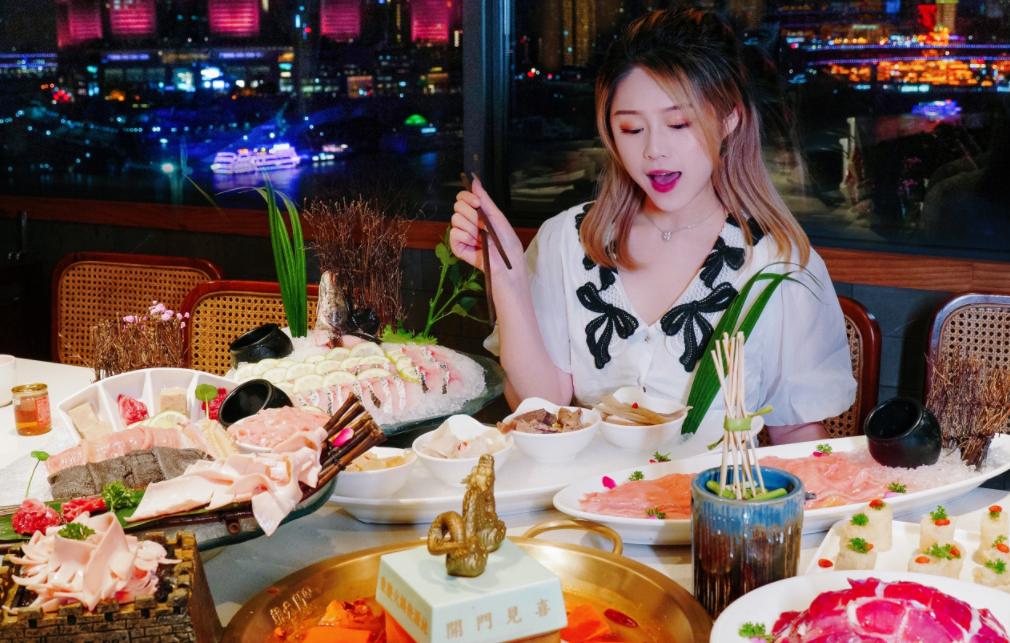 未來的火鍋店消費主力，竟是“她”？