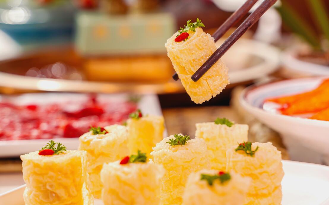 火鍋店應該選哪些菜品作為主打爆款？